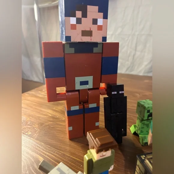 Minecraft Action Figures - Picture 4 of 4